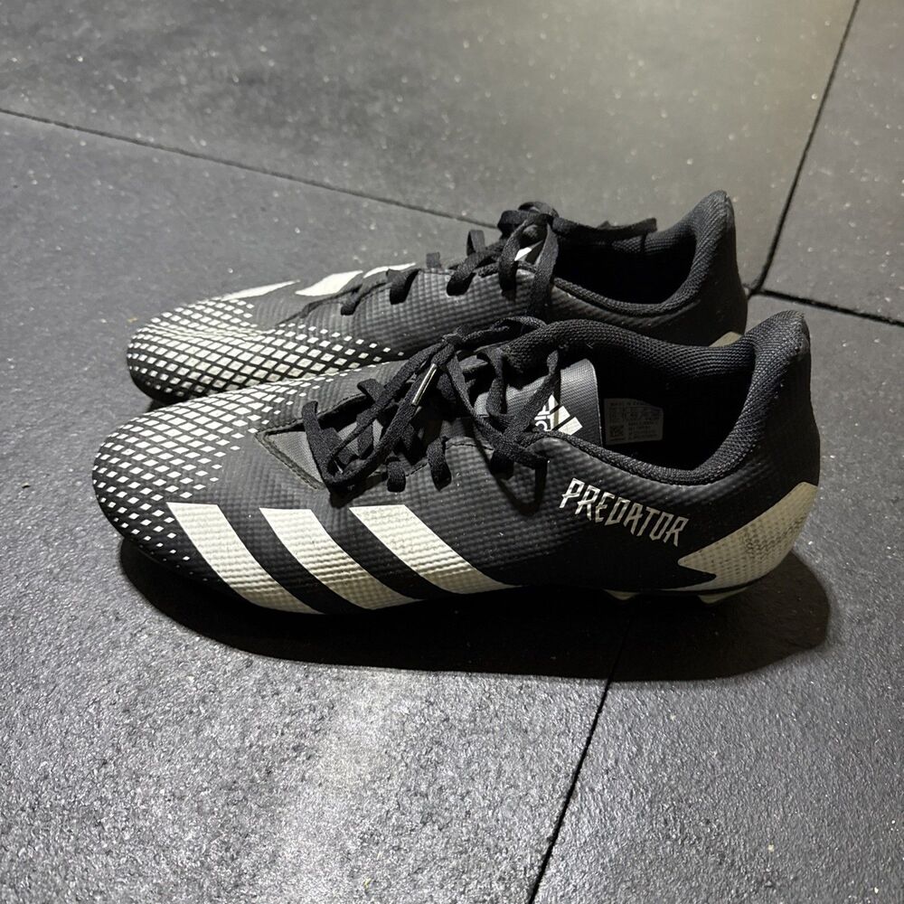 Adidas Predator 20.4 Men’s Size 11.5 Black/White Soccer Cleats FG Lace-Up